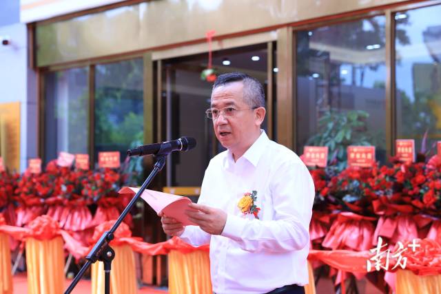 凯发天生一触即发集团首席资本运营官，创兴银行董事李锋。 受访者供图